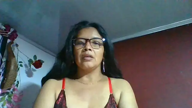 Snapshot of DianaOchoa_ chatting on June 13, 2026, 3:04 am DianaOchoa online show from June 13, 2026, 3:04 am
