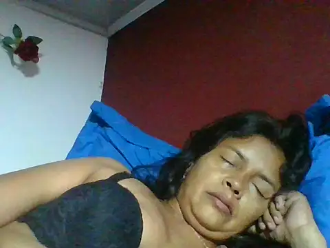 Snapshot of DianaOchoa_ chatting on July 11, 2026, 8:39 am DianaOchoa online show from July 11, 2026, 8:39 am