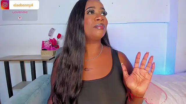 Snapshot of Keily-w chatting on February 9, 2026, 5:44 am Keily-w online show from February 9, 2026, 5:44 am