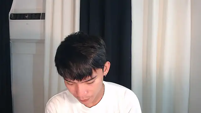 Snapshot of asian_dai chatting on October 23, 2025, 4:34 am asian dai online show from October 23, 2025, 4:34 am