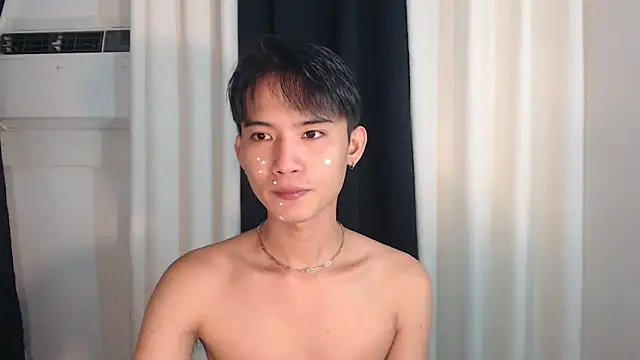 Snapshot of asian_dai chatting on October 29, 2025, 7:21 am asian dai online show from October 29, 2025, 7:21 am