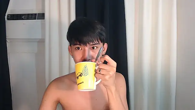 Snapshot of asian_dai chatting on November 2, 2025, 5:21 am asian dai online show from November 2, 2025, 5:21 am