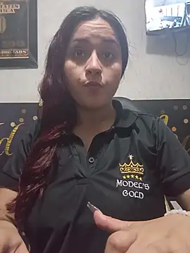 Snapshot of candy__fox_ chatting on October 28, 2025, 9:17 pm candy fox online show from October 28, 2025, 9:17 pm