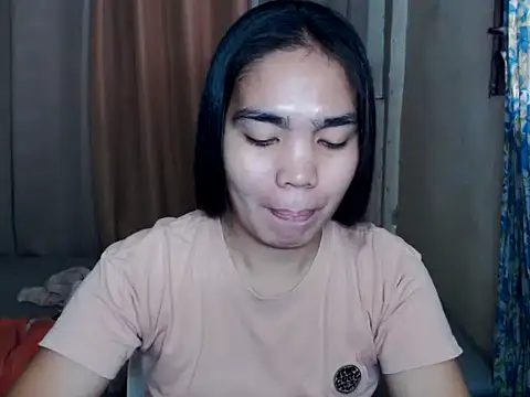 Snapshot of Simple_Martina chatting on December 14, 2025, 1:55 am Simple Martina online show from December 14, 2025, 1:55 am