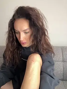 Snapshot of goodgirldevil chatting on November 13, 2025, 11:09 am goodgirldevil online show from November 13, 2025, 11:09 am