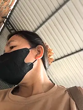 Tina 2pp online show from October 27, 2025, 5:44 am