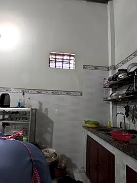 Tina 2pp online show from December 17, 2025, 1:55 am