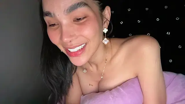 Snapshot of xxforyoureyesonlyxx chatting on February 15, 2026, 7:51 am xxforyoureyesonlyxx online show from February 15, 2026, 7:51 am