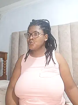 Snapshot of Sexybusty01 chatting on November 26, 2025, 5:36 pm Sexybusty01 online show from November 26, 2025, 5:36 pm