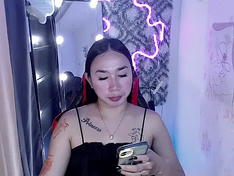 Snapshot of in_yourdreamstarxx chatting on January 8, 2026, 1:24 pm in yourdreamstarxx online show from January 8, 2026, 1:24 pm