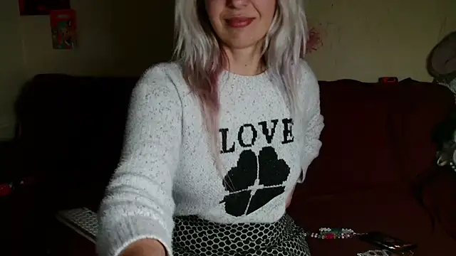 Snapshot of AsyaLulu chatting on February 28, 2026, 1:17 am AsyaLulu online show from February 28, 2026, 1:17 am