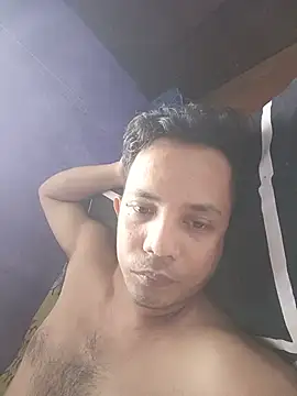 Snapshot of hotcumboi69 chatting on July 16, 2026, 2:39 am hotcumboi69 online show from July 16, 2026, 2:39 am