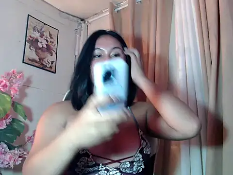 Snapshot of April_smith chatting on May 25, 2026, 4:02 pm April smith online show from May 25, 2026, 4:02 pm