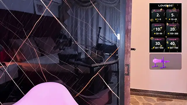 abby blond  online show from November 11, 2025, 12:38 pm