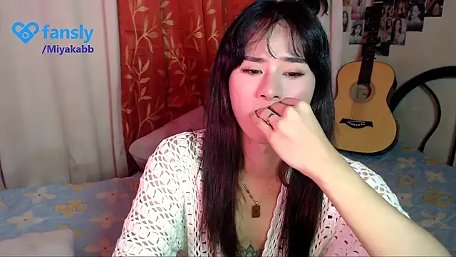 chakababe online show from June 4, 2026, 2:06 am
