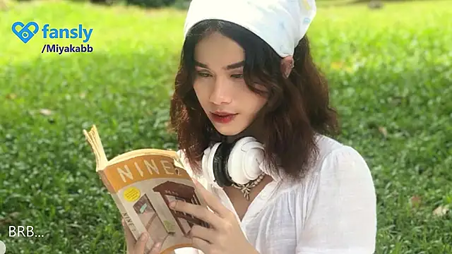 chakababe online show from June 14, 2026, 2:24 am