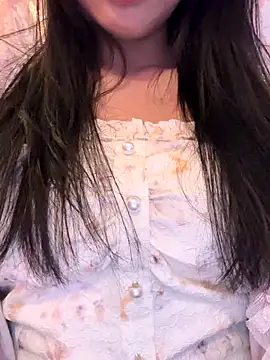 binejr online show from October 4, 2025, 4:54 am