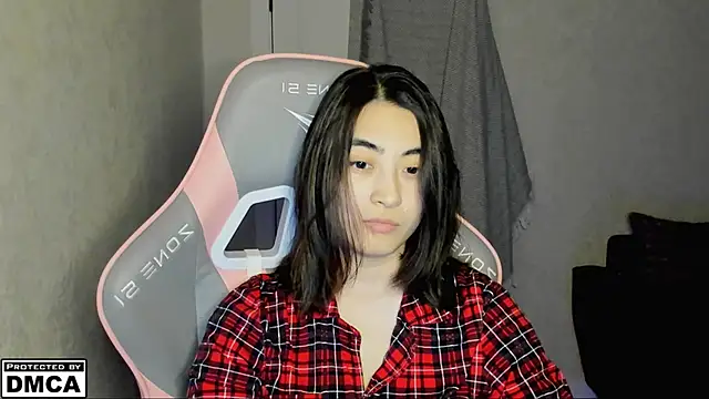 MeilideQian1 online show from September 16, 2025, 7:37 pm