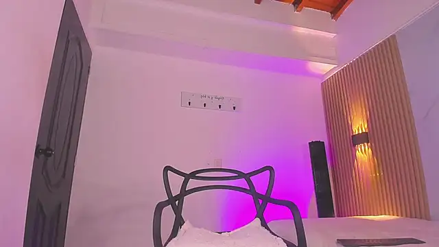 austin rouse online show from November 27, 2025, 8:33 pm