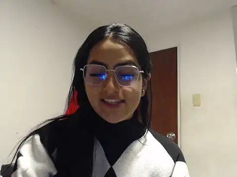 CamiJone online show from June 23, 2026, 12:52 am