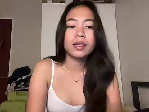 candycrushyyy online show from November 4, 2025, 7:24 pm