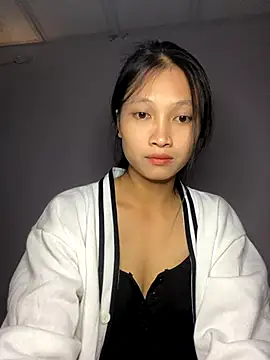 Snapshot of vyvy777 chatting on November 2, 2025, 6:49 am vyvy777 online show from November 2, 2025, 6:49 am