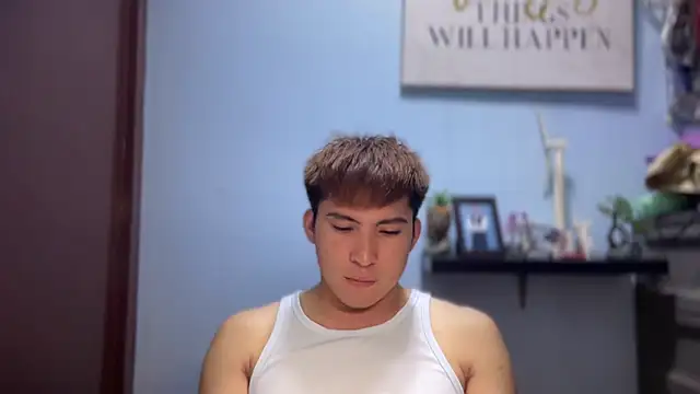 lovely jay online show from September 8, 2025, 7:46 pm