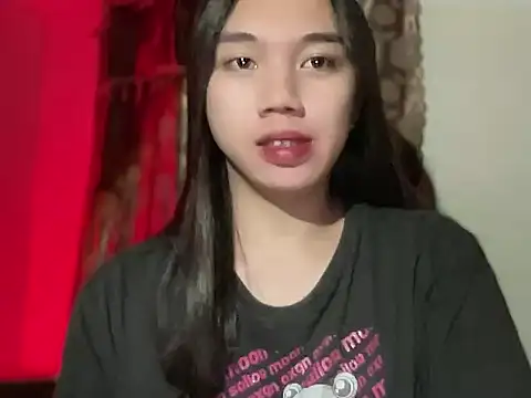 Snapshot of kat_mire chatting on November 25, 2025, 5:57 pm kat mire online show from November 25, 2025, 5:57 pm