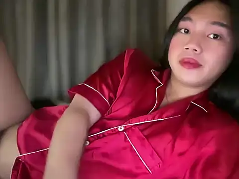 kat mire online show from April 3, 2026, 7:12 pm