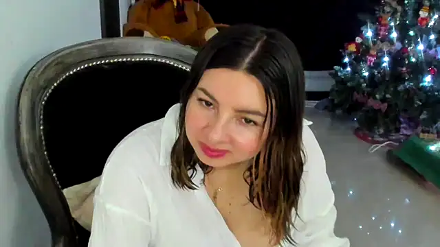 Snapshot of ADHARAMILLER__1111 chatting on December 17, 2025, 11:11 pm ADHARAMILLER 1111 online show from December 17, 2025, 11:11 pm