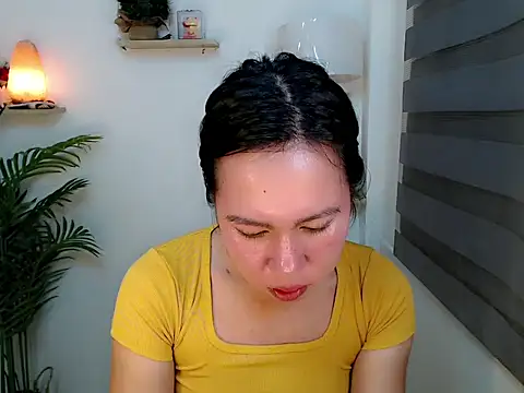 kimbratx online show from November 28, 2025, 11:29 pm