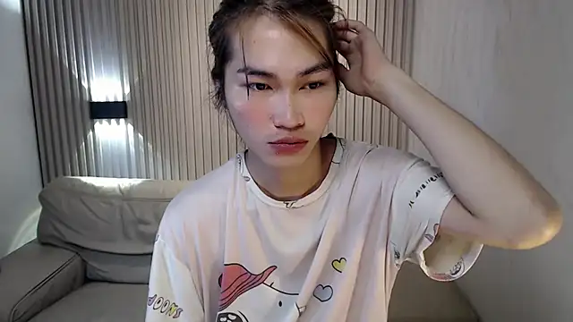 Snapshot of lovelychanel69xx chatting on December 14, 2025, 12:16 am lovelychanel69xx online show from December 14, 2025, 12:16 am