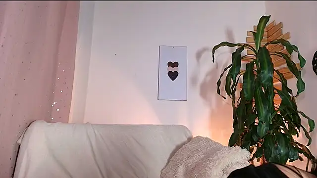 mitsuri 7777 online show from December 4, 2025, 6:01 am