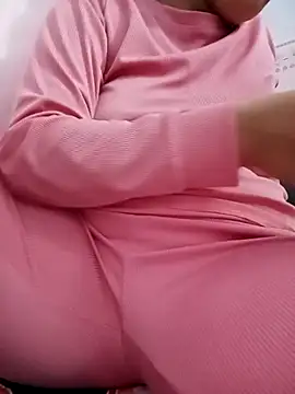 Snapshot of Yoo_j chatting on October 17, 2025, 12:19 pm Yoo j online show from October 17, 2025, 12:19 pm