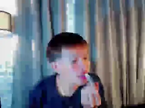 Snapshot of prince_elaijah chatting on October 7, 2025, 2:03 pm prince elaijah online show from October 7, 2025, 2:03 pm