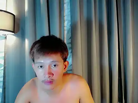 Snapshot of prince_elaijah chatting on October 13, 2025, 10:59 am prince elaijah online show from October 13, 2025, 10:59 am