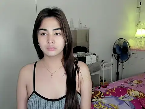 Snapshot of Alovelydoll_nica chatting on April 17, 2026, 12:24 am Alovelydoll nica online show from April 17, 2026, 12:24 am
