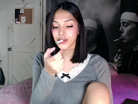 itsmekarinaaa online show from March 22, 2026, 3:15 pm