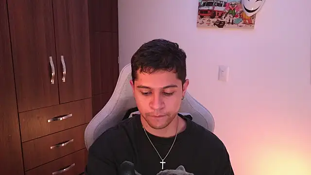 domsantiago  online show from November 11, 2025, 2:44 am