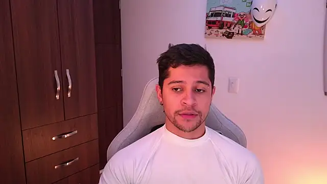 domsantiago  online show from November 23, 2025, 2:44 am