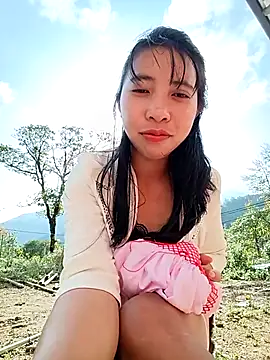 Snapshot of emaame68 chatting on October 23, 2025, 1:38 am emaame68 online show from October 23, 2025, 1:38 am