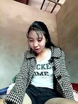 Snapshot of emaame68 chatting on October 24, 2025, 2:41 am emaame68 online show from October 24, 2025, 2:41 am