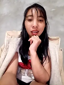 Snapshot of emaame68 chatting on October 26, 2025, 2:34 pm emaame68 online show from October 26, 2025, 2:34 pm