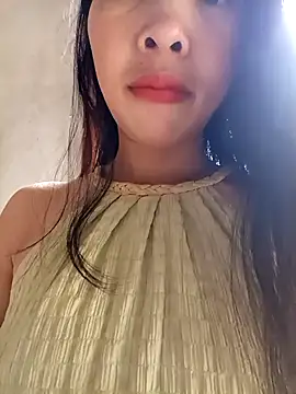 Snapshot of emaame68 chatting on October 30, 2025, 4:47 am emaame68 online show from October 30, 2025, 4:47 am