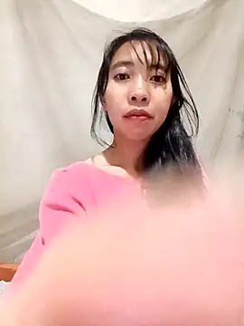 Snapshot of emaame68 chatting on November 1, 2025, 1:24 pm emaame68 online show from November 1, 2025, 1:24 pm