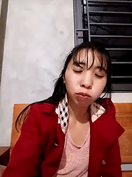 Snapshot of emaame68 chatting on November 12, 2025, 1:11 pm emaame68 online show from November 12, 2025, 1:11 pm