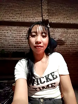 Snapshot of emaame68 chatting on November 30, 2025, 12:31 pm emaame68 online show from November 30, 2025, 12:31 pm