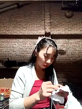 Snapshot of emaame68 chatting on December 3, 2025, 12:58 pm emaame68 online show from December 3, 2025, 12:58 pm