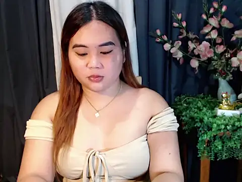 queen staceyy online show from December 4, 2025, 7:06 am