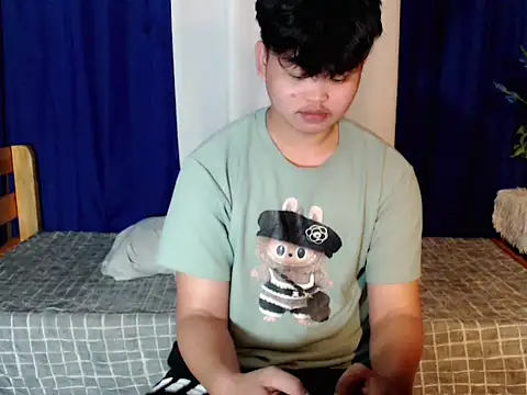 Snapshot of Reynelcock chatting on February 7, 2026, 12:09 pm Reynelcock online show from February 7, 2026, 12:09 pm